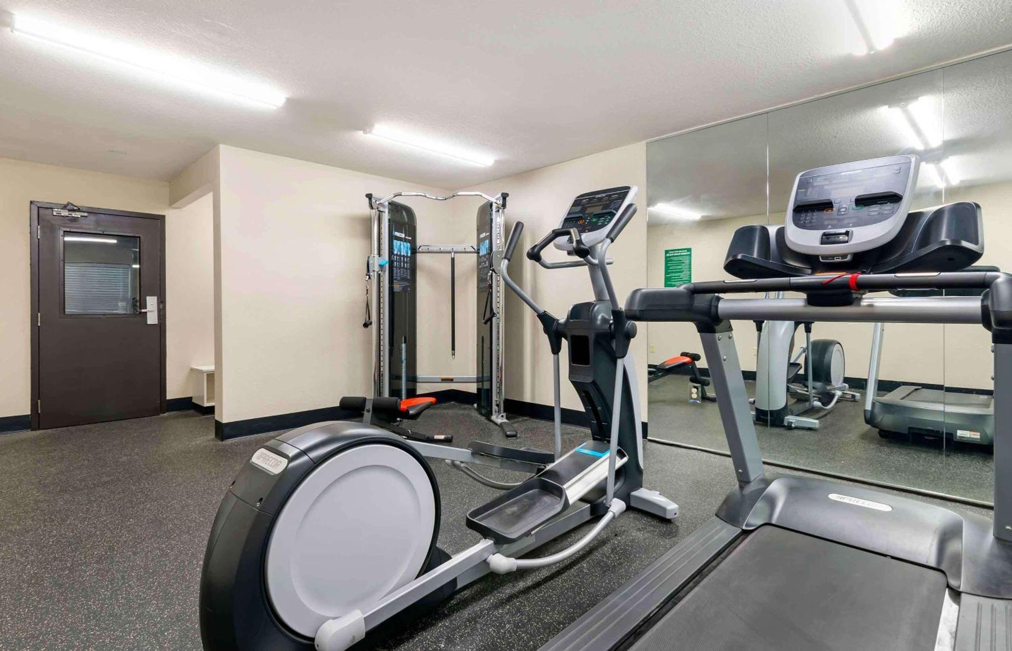 Extended Stay America Suites - Kansas City - Airport Экстерьер фото