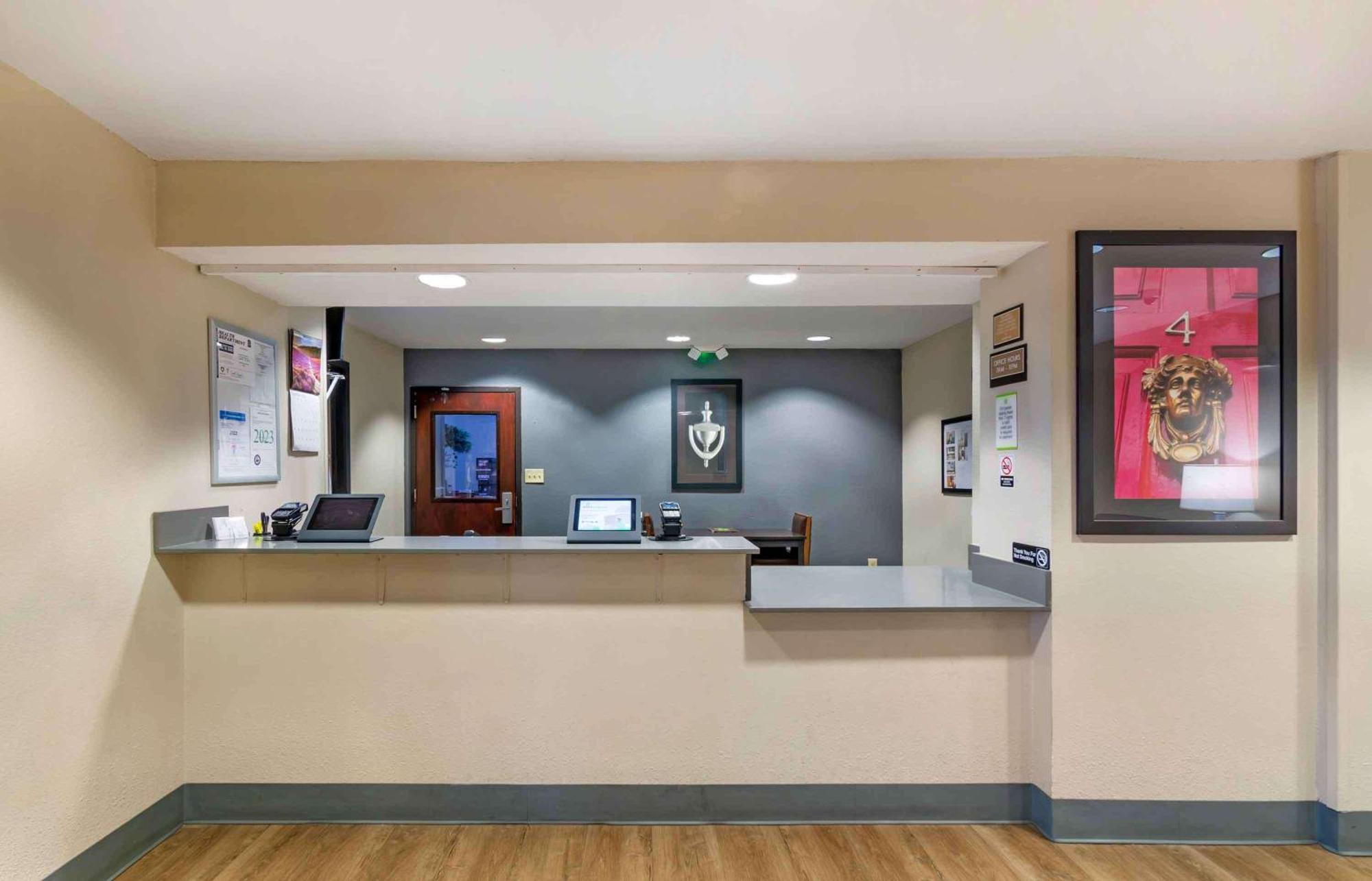 Extended Stay America Suites - Kansas City - Airport Экстерьер фото